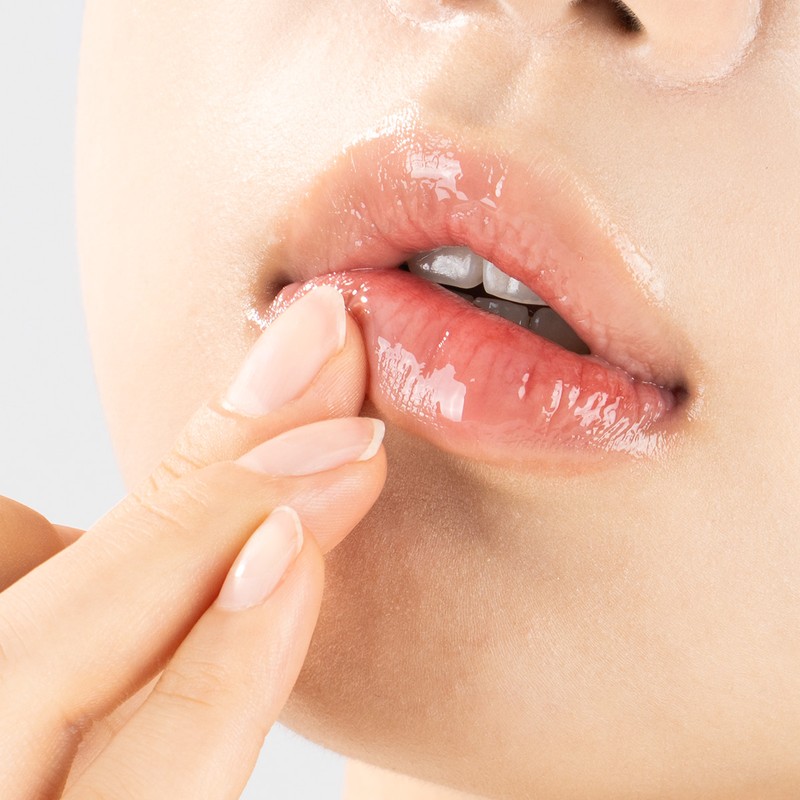 ongredients On:Ingredients Skin Barrier Calming Lip Essence Colorless, 12g