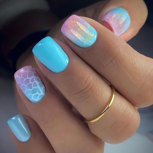 FabbyGlow 1 PCS 24 removable scale pattern nail stickers, beautiful