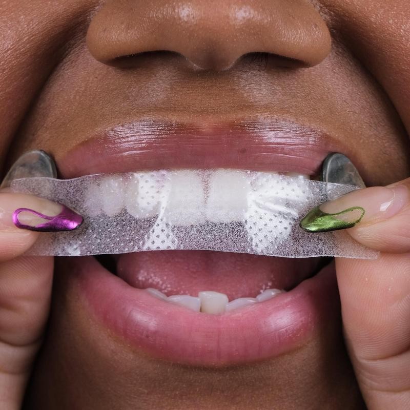 The Whitening Bundle - Strips & Fresh Mint Toothpaste