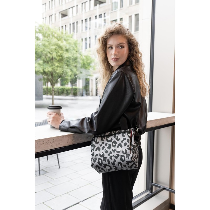 reisenthel Women's Allrounder Cross Gym Bag, Leo Nero, Sports
