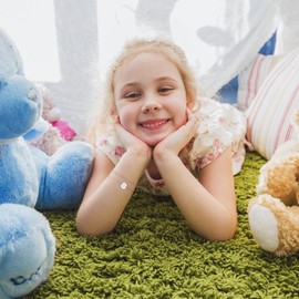 TINGN Bracelets for Womens Girls Gifts, White Gold Filled Silver Initial Bracelet Dainty Disc Letter D Initial Charm Bracelet Gifts for Women Teenage Girls Silver Bracelet for Women Girls Jewelry