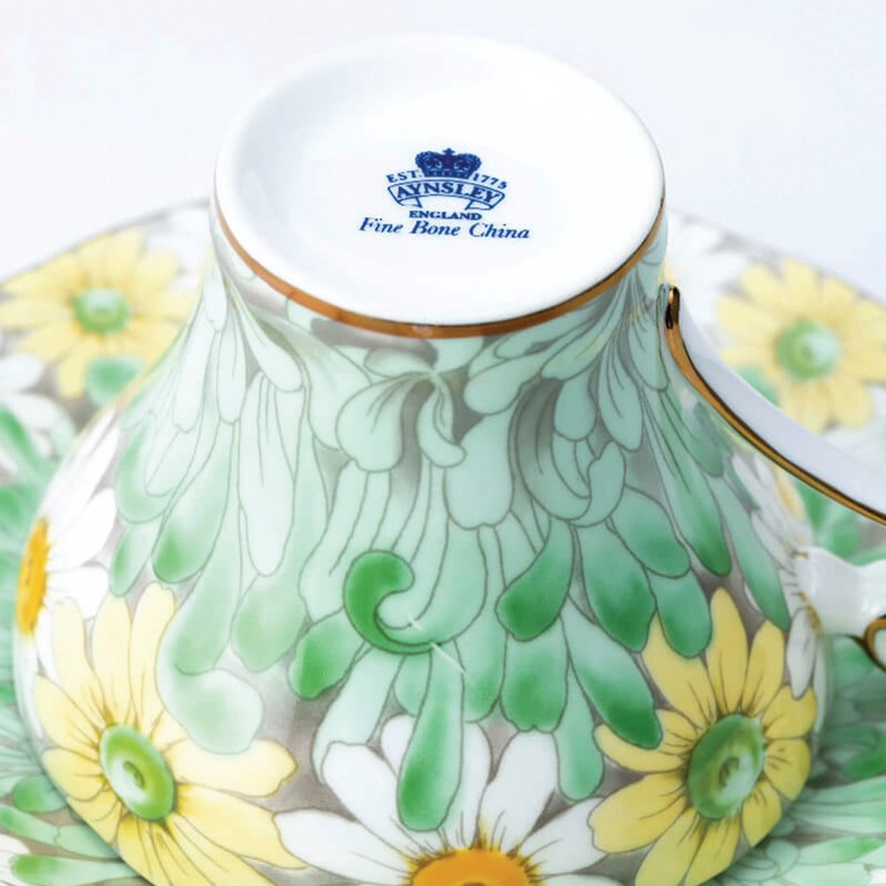 Aynsley Daisy Corset Fine Bone China Teacup and Saucer Set