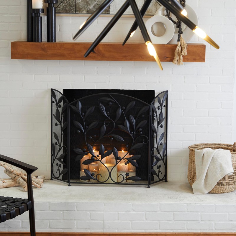 Deco 79 Metal Scroll Foldable Mesh Netting 3 Panel Fireplace