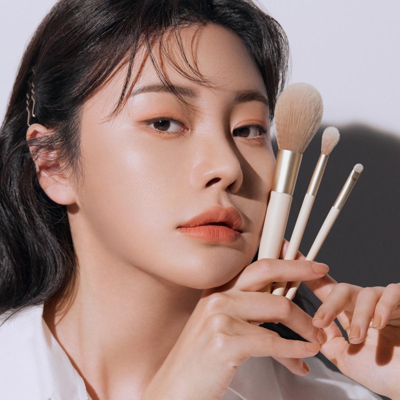 Etude [에뛰드][조효진Pick] 그림자 쉐딩 브러쉬 [Etude][Jo Hyo-jin Pick] Shadow Shading