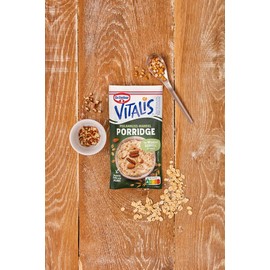Dr. Oetker Vitalis Porridge Pecan Almond, 10 x 61g, Nutty Oatmeal Mix Quick & Easy Prepared, Subtle Sweetness from Agave, Breakfast Idea