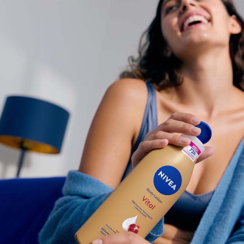 NIVEA Body Lotion Vital, Nourishing Body Cream for Mature Skin