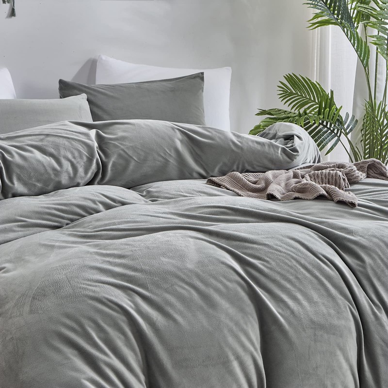 CLOTHKNOW Grey Velvet Twin Comforter Set 3Pcs Gray Fluffy Bedding