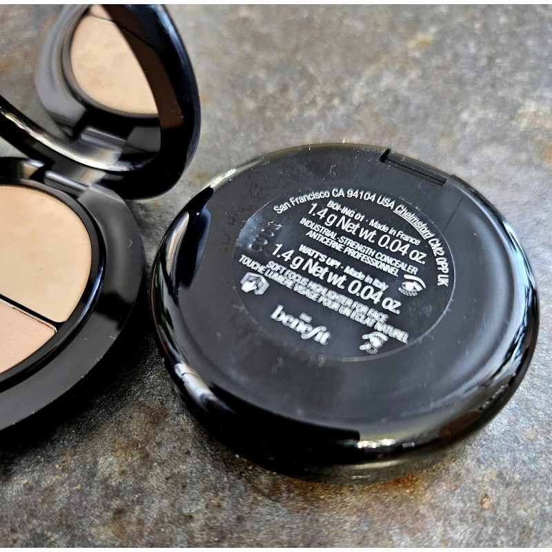 Benefit Lot Of 2 Benefit Watt's Up & Boi-ing #01