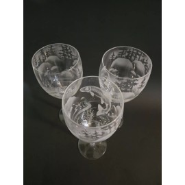 IncisoArt Hand Etched Italian Crystal Goblet Sandblast White Wine Glass 11.5oz Trout Fish