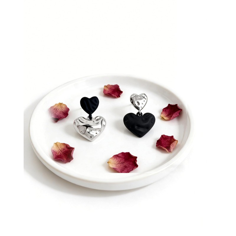 Desnuage Asymmetrical Black Silver Heart Dangle Earrings for Women Hammered