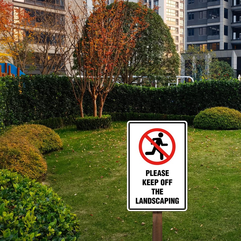 Kadezia 7.8" x 11.9" Aluminum "Please Keep Off the Landscaping"