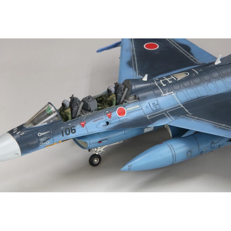 FineMolds 1/72 Jet Aircraft Series Air Self-Defense Force F-2B Fighter