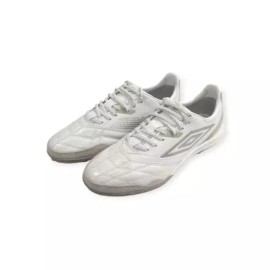 Umbro [엄브로] 2026 UR123STF21/REVENGE PREMIUM (리벤지 프리미엄)/WHSL(화이트실버) [WHSL(화이트실버)／240] [Umbro] 2026 UR123STF21/REVENGE PREMIUM (Revenge Premium)/WHSL(White Silver) [WHSL(White Silver)／240]