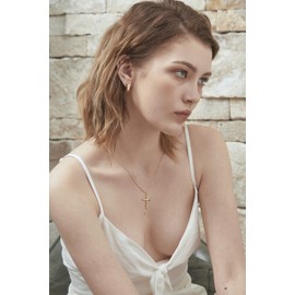 LOYATA 14K Gold Plated Cross Necklace for Women Dainty Rugged Cross Pendant Necklace Simple Tiny Necklace Jewelry Gift