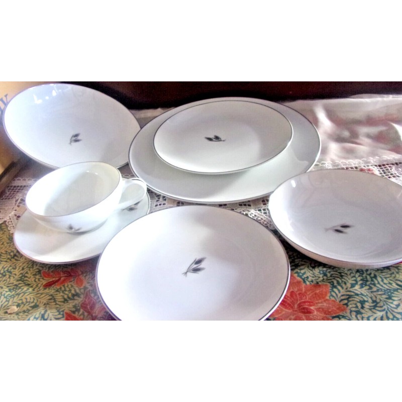Fukagawa Arita Hand-Painted China- Japan # 928 -7 Pc PLACE