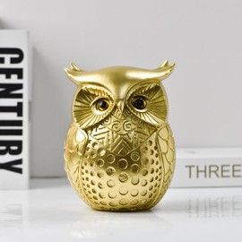 LINZHEN Mesmerizing Gold Owl Ornament: Resin Statue for Elegant Home and Office Decor - Perfect for TV Cabinet, Porch, Bookshelf, Living Room, and Entryway - Ideal Tabletop Accent for Christmas
