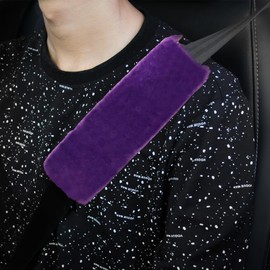 Wogomz 2 Pack Car Seatbelt Covers Shoulder Pad, Soft Faux Sheepskin Seat Belt Shoulder Cover for a Comfortable Driving, Seat Belt Shoulder Strap Covers Helps Protect Your Neck and Shoulder (Purple)