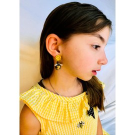 Honey Bee Charm Dangles Crochet Earrings (Yellow Sunflower Glitter Yarn Crochet Bee)