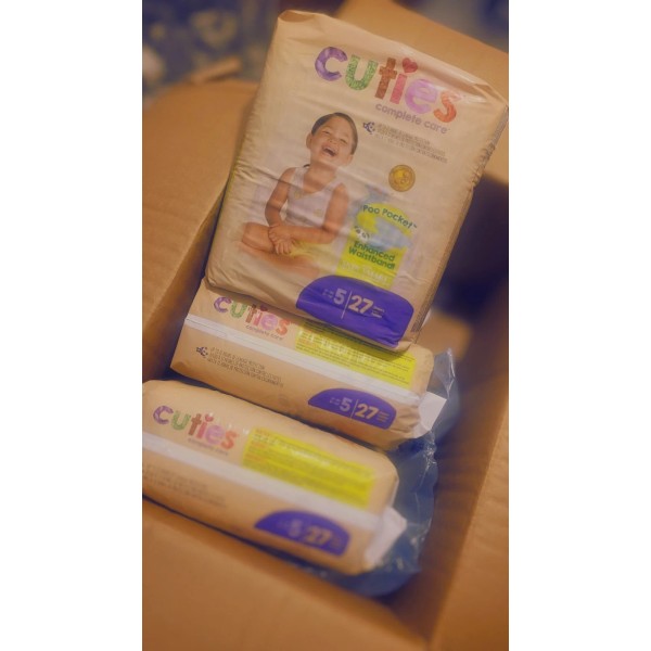 Cuties 324 Diapers Size 5 Cuties 12 packages