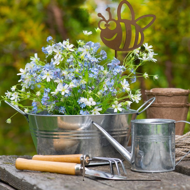 KRONLY Garden Stake Cute Thick Bee Rust Stake Metal Weatherproof