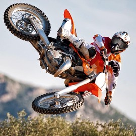 abtong Motocross Goggles Cross Goggles High Quality Motorcycle Goggles ATV Dirt Bike Off Road MX MTB Glasses Anti Fog UV Protection Adjustable Strap Adult (Silver Lenses)