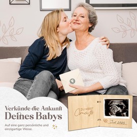 Pregnancy Announcement with Wooden Booklet (Du wirst Oma)