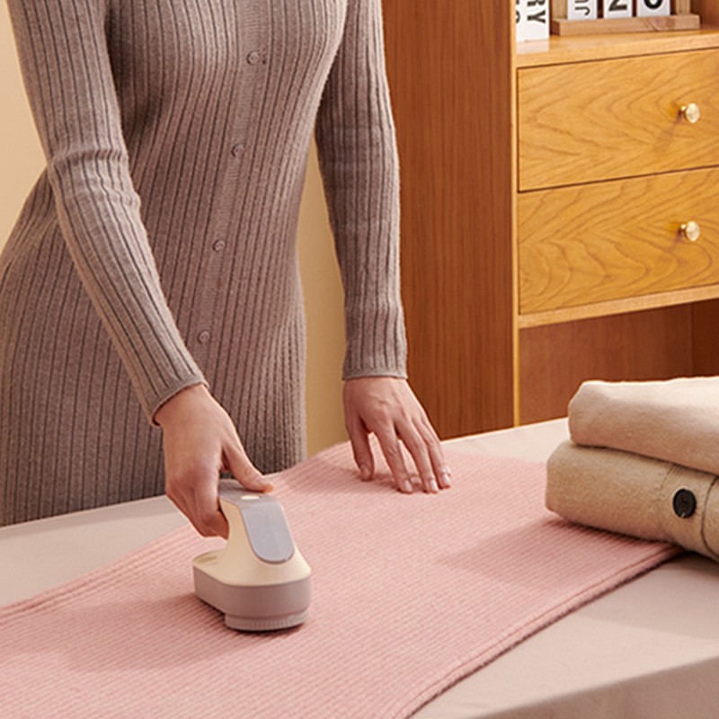 Electric Lint Remover Rechargeable Fabric Shaver for Various Fabrics Perfect