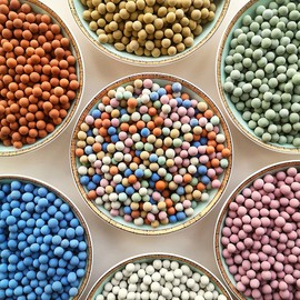 Fuwok 1kg Clay Pebbles Gardening Ceramsite, Mini Hydroponics Clay Pebbles,Hydro Ceramsite Balls(3-4mm, Earth-Red)