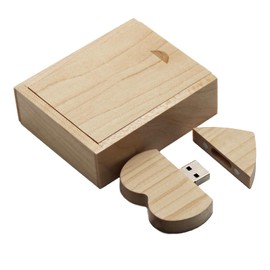 USB Stick Heart 32 GB USB 3.0 with Gift Box, TATMOHIK Wooden USB Stick Gift Flash Drive with Wooden Box for Photo Album Engagement Love Wedding Birthday Data Storage Gift Idea (Maple, 32GB)