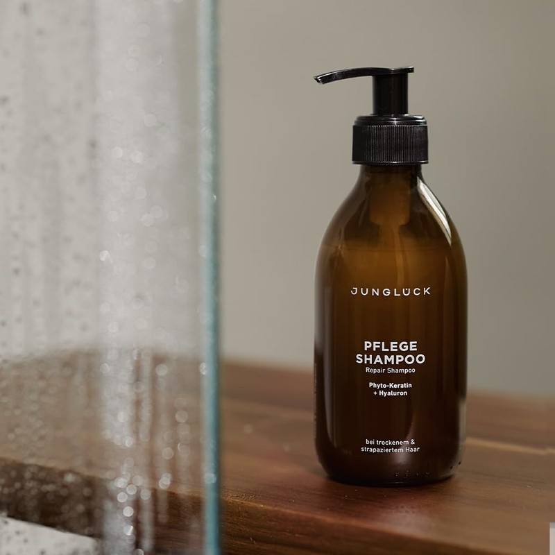 JUNGLÜCK Care Shampoo | Nourishing Shampoo for Silky Soft Hair