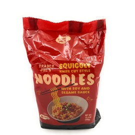 Squiggly Knife Cut Style Noodles with Soy and Sesame Sauce (4 Individual Packs Per Package) by Trader Joes 13.4 oz (Pack of 1)