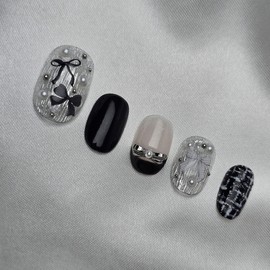 Black Silver Ribbon [Handmade Nail Tips] Emily Nail - Mini Short Oval / 블랙실버리본 [수제네일팁] 에밀리네일 - 미니숏오발