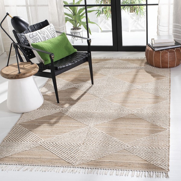SAFAVIEH Kilim Collection Area Rug - 5' x 8', Natural,