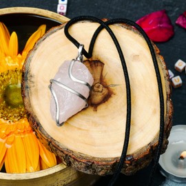 Rose Quartz Necklace - Rose Quartz Crystal Necklace | Crystal Necklace Gifts For Women - Spiritual Moon Stone - Crystal Pendant | Healing Crystals And Stones Necklace - Positive Gemstones for Life