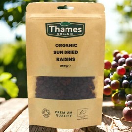 Organic Raisins - Sun Dried, Unsweetened, Unsulphured, Raw, Vegan, GMO-Free, Certified Organic - No Additives or Preservatives - Nutritious and Delicious - Thames Organic 500g