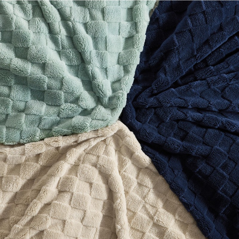 Bedsure Fleece Throw Blanket for Sofa - Soft Checkered Single