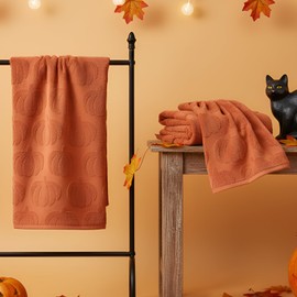 Peryiter 4 Pcs Fall Hand Towels 3D Rust Pumpkin Jacquard Thanksgiving Hand Towels for Bathroom 100% Cotton Soft Kitchen Decorative Set for Autumn Holiday Decor Fall Gift(13.7'' x 29.5'')