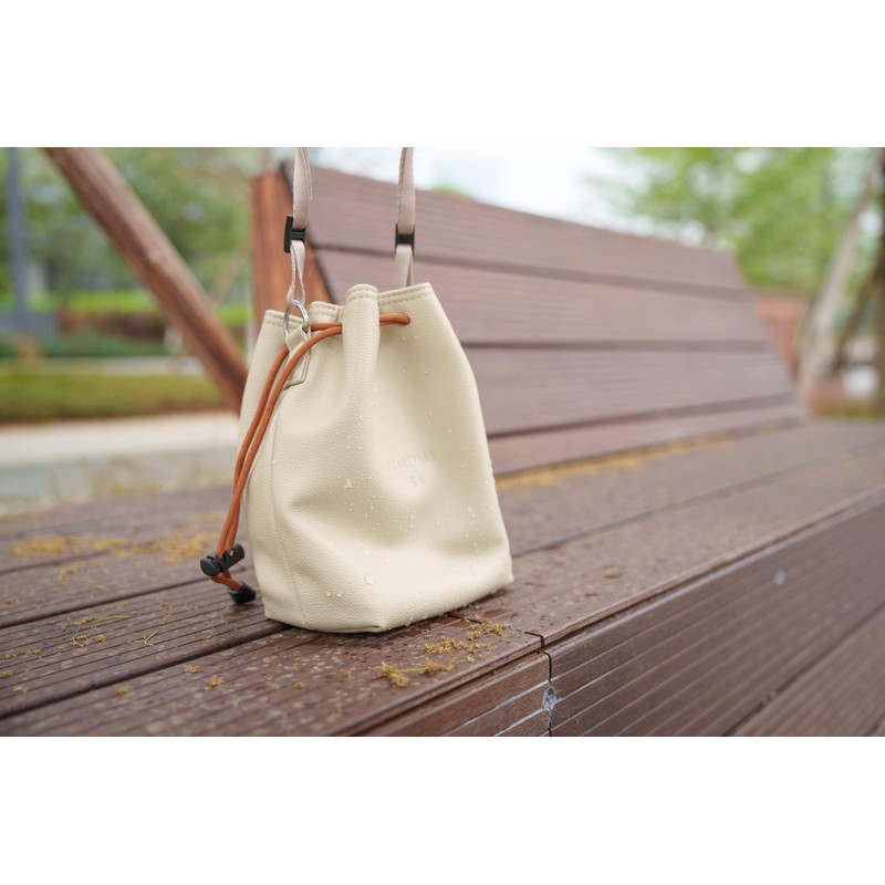 TTArtisan Leather Style Drawstring Lens Bag - Beige with Brown