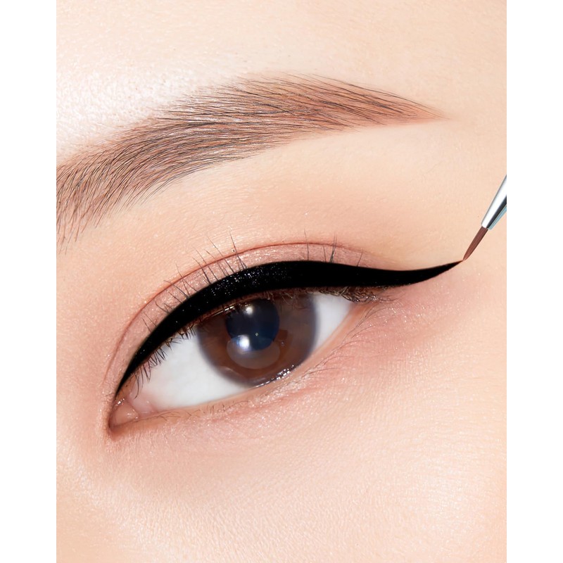EIGSHOW Eyeliner Brush Fine Tapered Tip Precise Application Makeup Brush