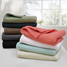 SUPERIOR Cotton Bedspread and Pillow Shams - Jacquard Matelassee Coverlet, Cotton Quilt, Coral, Twin Size