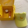PLUS OLEHENRIKSEN HATS OFF TO BANANAS PRE MAKEUP SKINCARE SET