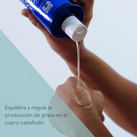 Valquer Profesional Shampoo Antigrasa zero%: sin sal, sin sulfatos, sin parabenos y sin siliconas. Para cabellos grasos, regulador de grasa - 400 ml