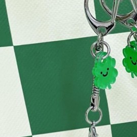 Square acrylic keyring bag ring green fortune design keycap decoration prop pouch keychain 003 / 네모 아크릴 키링 가방고리 그린 포춘 디자인 키캡 장식 소품 파우치 열쇠고리 003