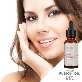 SILKTÁGE Aceite De Fusión Japonesa - Suero Facial Iluminador Puro, Camelia, Yuzi. Suero Iluminador Para Piel Seca, Líneas Finas, Tono Desigual Y Tez Apagada. 30 Ml.