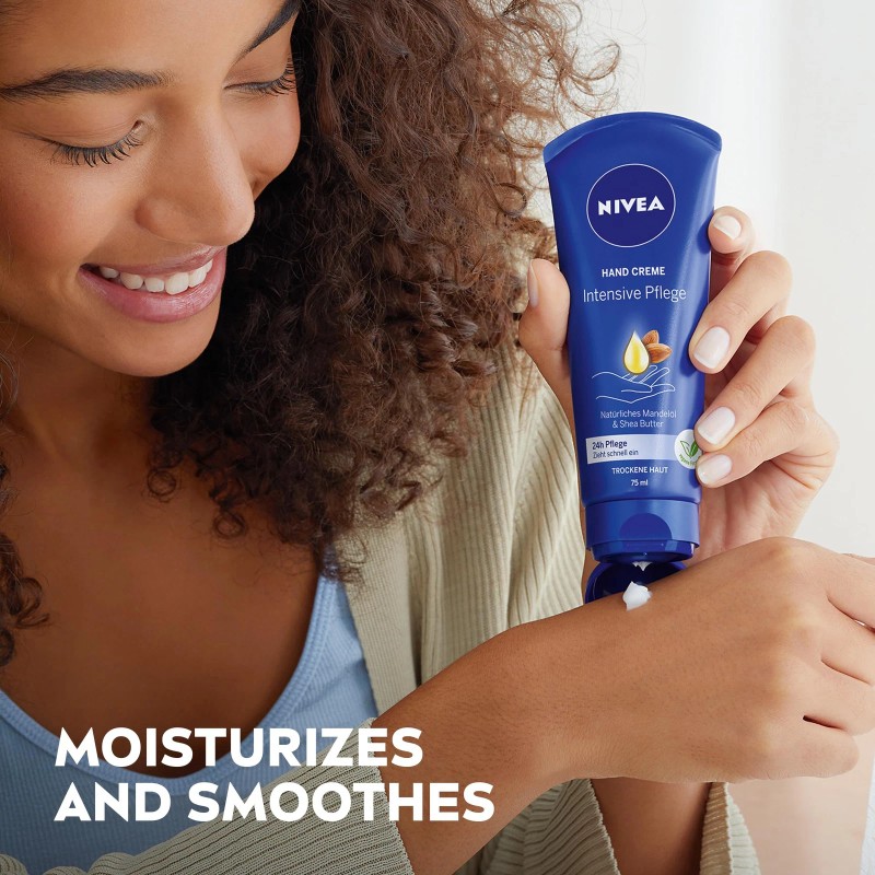 NIVEA 4 Piece Skin Care Gift Set for Women Perfect