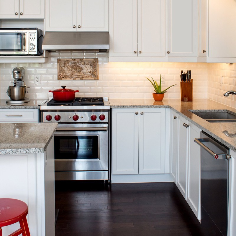 Globe Electric 10" LED Under Cabinet Edge Strip Light with