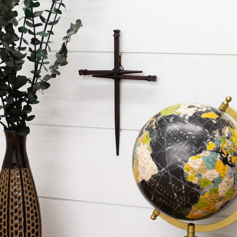 Dicksons Small Three Driven Nails Brown Rust Look 8.5 Metal