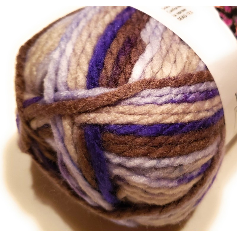 Loops & Threads Charisma Yarn (Daisy)