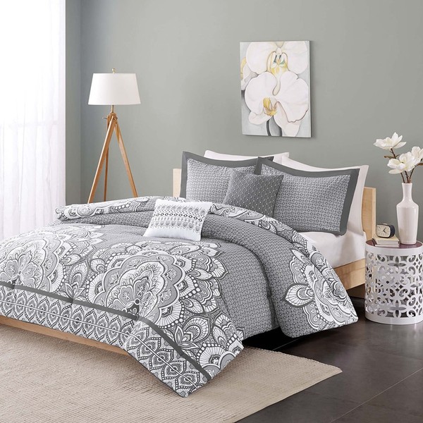 Intelligent Design Cozy Comforter Casual Damask Design Modern All Season Bedding Set with Matching Sham, Decorative Pillow, Full/Queen, Isabella Grey