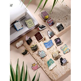 20 Pines de Esmalte de Libros Regalos de Navidad para Amantes de Libros Bonitos Broches de Esmalte de Gatos Abrazan Libro de Dibujos Animados Alfileres Kawaii de Solapa Decorativos Estéticos